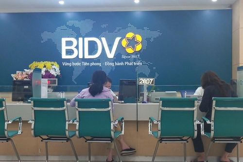 Chấp nhận mất hơn 300 tỷ đồng, một ngân hàng vẫn khó thanh lý nợ xấu