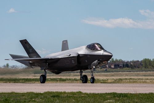 Lầu Năm Góc thất thoát một triệu phụ tùng của chiến đấu cơ F-35