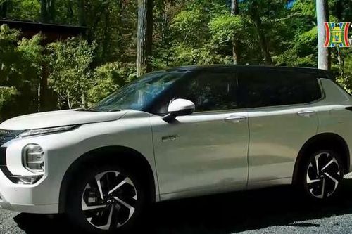 Mỹ triệu hồi 90 nghìn xe Mitsubishi Outlander