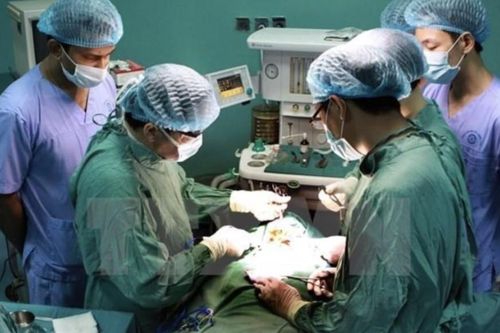 Sở Y tế TP.HCM yêu cầu BV Nhi đồng 2 không làm gián đoạn ghép gan cho trẻ