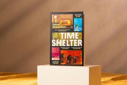'Time Shelter' thắng giải Booker Quốc tế 2023: Điều gì sẽ xảy ra khi ký ức biến mất?