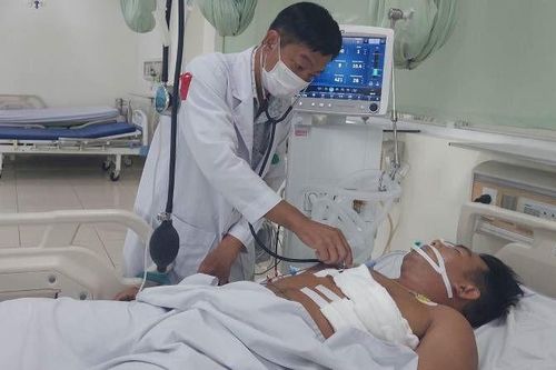 Bến Tre cứu sống một trường hợp có vết thương tim nguy kịch