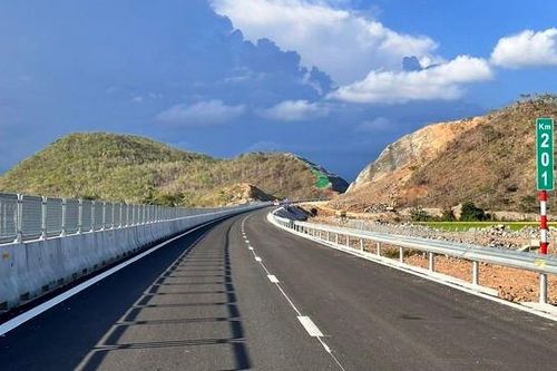 Chênh lệch 'khủng' giữa chi phí xây dựng với giá bán nhà chung cư