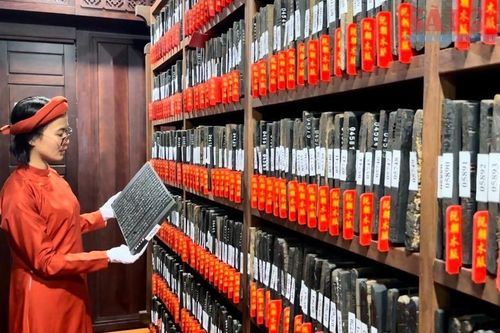 Hoàn thành dự án bảo tồn khẩn cấp 500 mộc bản triều Nguyễn