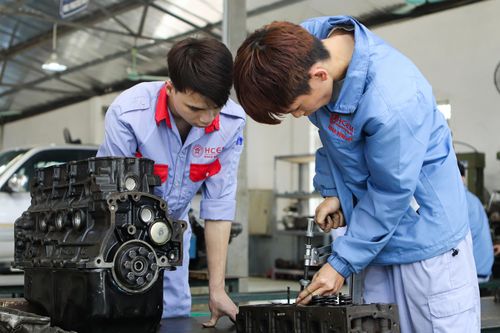 Băn khoăn đề xuất khôi phục đào tạo cao đẳng trong trường đại học