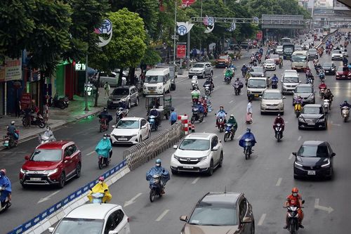 Hà Nội lập 8 'lô cốt' trên đường Nguyễn Trãi
