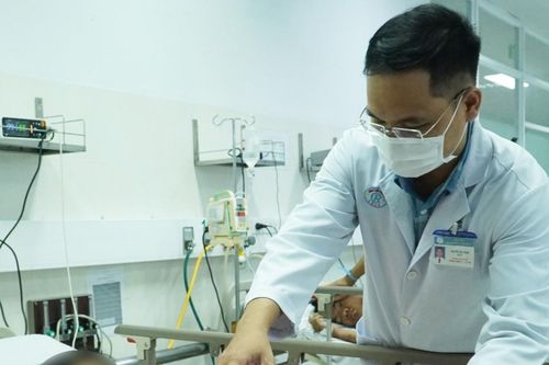Không phát hiện botulinum trong mẫu chả lụa người bệnh đã ăn