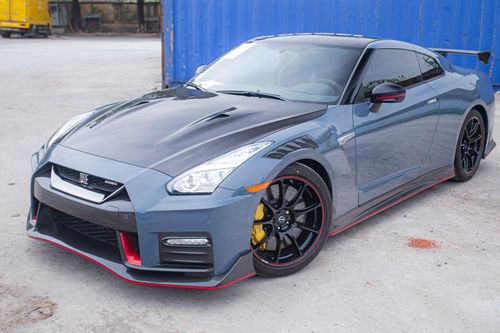 Nissan GT-R Nismo duy nhất Việt Nam: trên 15 tỷ và không dành cho số đông