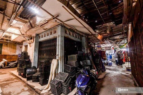 Hà Nội: Nhếch nhác khu chợ Ngã Tư Sở, mất an toàn PCCC