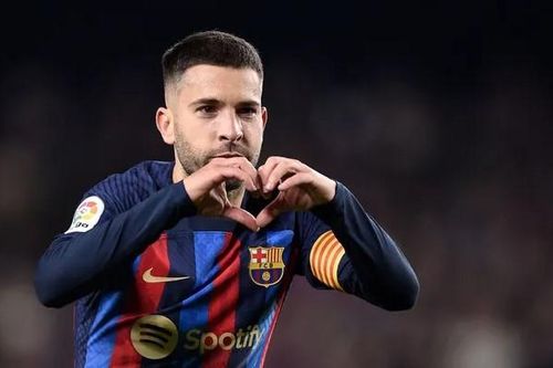 Jordi Alba chia tay Barcelona sau 11 năm