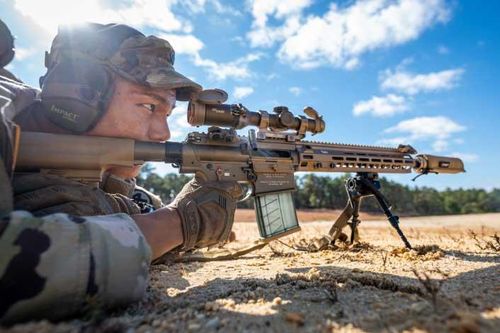 CLIP: M110A1 - Súng trường bắn tỉa thế hệ mới của Mỹ