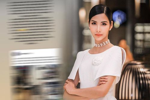 Á hậu Hoàng Thùy đăng đàn tố bị 'hãm hại', chuyện gì vậy?