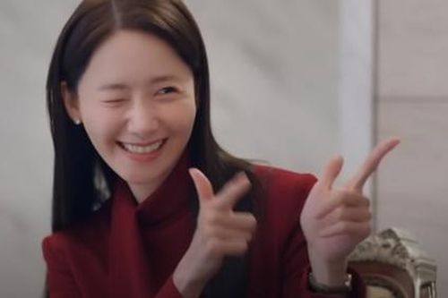 Yoona 'siêu quậy' trong phim lãng mạn đóng cùng Lee Jun Ho