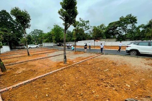 Phân lô, tách thửa đất nền ven đô có cơ hội 'trở mình'?