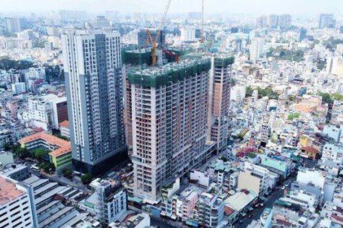 Nguồn vốn huy động từ khách hàng của nhóm bất động sản niêm yết đang sụt giảm
