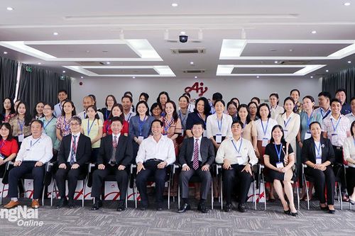 Quan tâm, chia sẻ nhiều hơn nữa đến nông dân và công nhân lao động