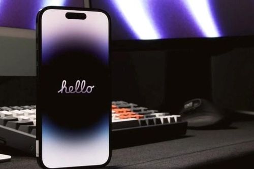 iPhone sớm có thể bắt chước giọng nói người dùng chỉ sau 15 phút