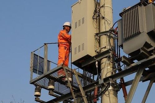 EVNNPC: Dồn lực cấp điện mùa nắng nóng, thực hiện triệt để tiết kiệm điện