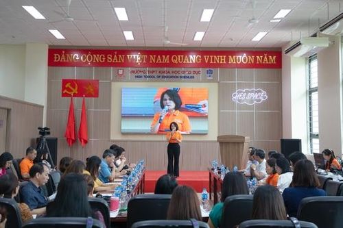 Trao quyền cho nữ lãnh đạo giáo dục đại học trong bối cảnh số hóa và toàn cầu hóa