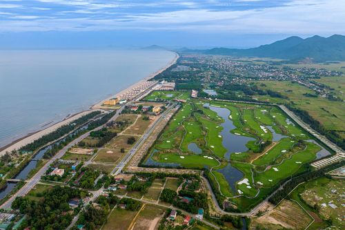 Hà Tĩnh nhất quán thực hiện quan điểm phát triển bền vững, lấy con người làm trung tâm