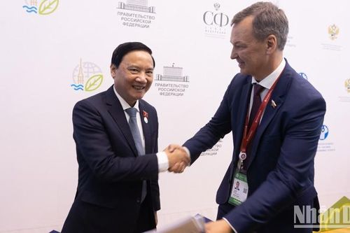 Tăng cường hợp tác nhiều mặt Việt Nam-Nga