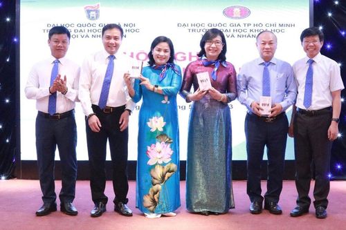 Hai trường ĐH KHXH&NV Hà Nội - TPHCM bàn thảo hợp tác chiến lược