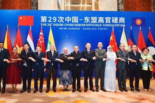 Trung Quốc ủng hộ đoàn kết, thống nhất và vai trò trung tâm của ASEAN