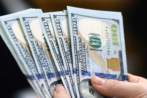 Chi 1.300 tỷ gom cổ phiếu, đại gia ngoại lỗ ngay 80 tỷ sau 3 ngày