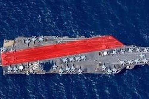 Tại sao tàu sân bay Mỹ lại có đường băng chéo thay vì đường thẳng?