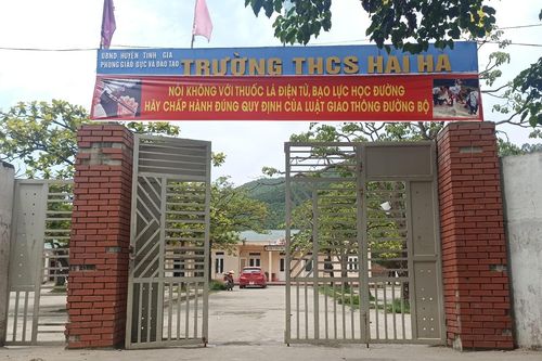 Thực hư thông tin học sinh xuất sắc vẫn không có giấy khen do đi học trước tuổi