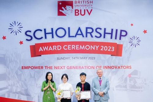 ĐH Anh Quốc Việt Nam trao hàng trăm suất học bổng cho học sinh xuất sắc