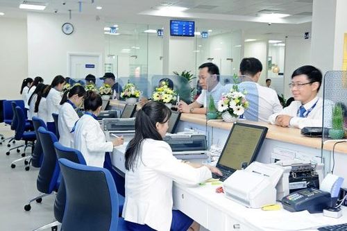 ACB tăng gói vay ưu đãi lên 30.000 tỷ đồng và giảm 3% lãi suất