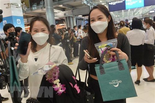 Sự trở lại của du khách Trung Quốc góp phần hồi phục ngành du lịch