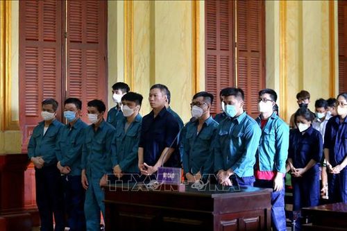 Đề nghị tuyên phạt cựu Cảnh sát kinh tế buôn lậu 14-16 năm tù