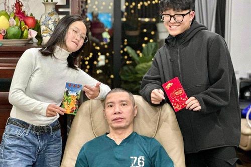 Con trai Thảo Vân - Công Lý ngoại hình 'nam thần' ở tuổi 18
