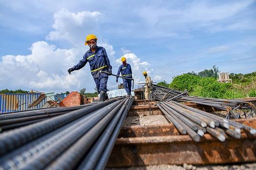 Bốn yếu tố lớn thúc đẩy đầu tư công năm 2023, cổ phiếu nào tiềm năng?