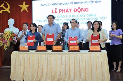 Đảng bộ Khối Cơ quan và Doanh nghiệp tỉnh An Giang phát động thi đua xây dựng 'Chi bộ bốn tốt', 'Đảng bộ cơ sở bốn tốt'
