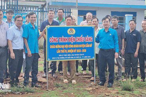 Khánh thành công trình đèn điện chiếu sáng chào mừng đại hội Công đoàn các cấp