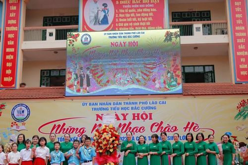 Chương trình Ngày hội 'Những nốt nhạc chào hè' - tổng kết năm học tại Trường Tiểu học Bắc Cường