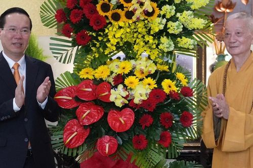 Chủ tịch nước Võ Văn Thưởng thăm Đức Pháp chủ, Hòa thượng Chủ tịch Hội đồng Trị sự GHPGVN