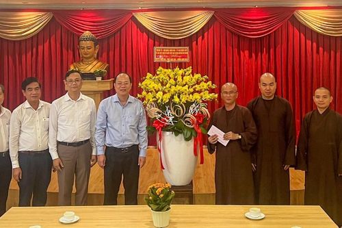 Lãnh đạo Thành ủy TP.HCM thăm, chúc mừng Báo Giác Ngộ nhân mùa Phật đản Phật lịch 2567
