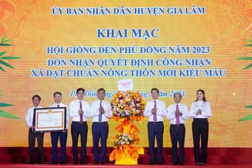 Gia Lâm (Hà Nội): Khai mạc hội Gióng đền Phù Đổng năm 2023 và đón nhận Quyết định công nhận xã đạt chuẩn nông thôn mới kiểu mẫu