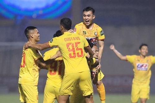 Velizar Popov và cơn gió lạ mang tên Thanh Hóa