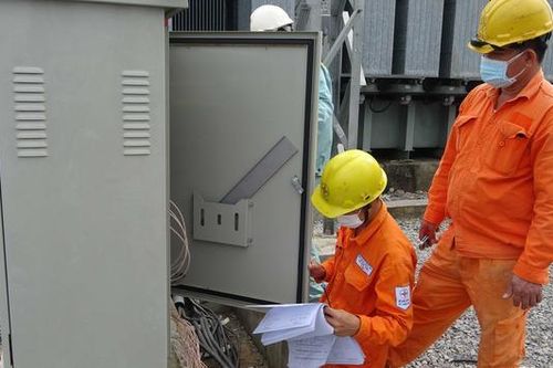 Bộ Công Thương họp báo về tình hình cung ứng điện