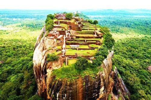 Ngắm thành phố với những khu vườn đẹp như cổ tích tại Sri Lanka