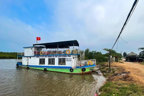 Vụ học sinh tử vong khi bắt ngao: Các tàu kinh doanh tự phát, mạnh ai nấy làm