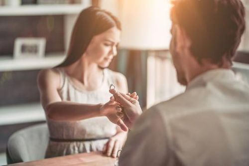 Giới trẻ ngày càng 'ngại' lập gia đình