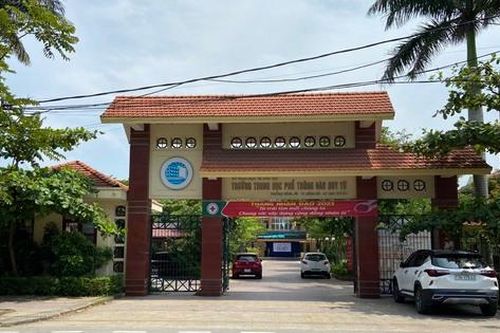 Thông tin mới vụ phụ huynh 'tố' giáo viên chủ nhiệm thu quỹ lớp 'bất thường'