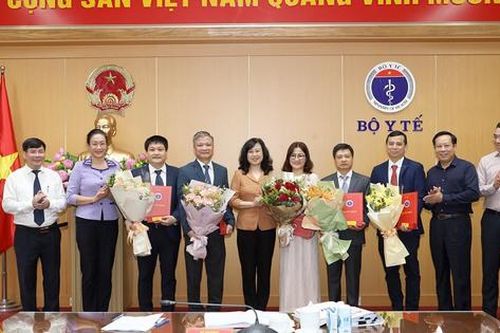 Bộ Y tế điều động, bổ nhiệm lãnh đạo một số Vụ, Cục
