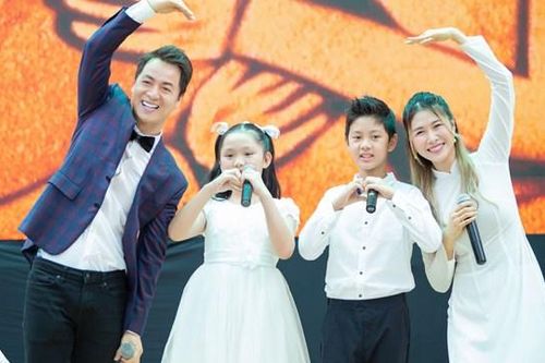 Thành tích học tập đáng ngưỡng mộ của con trai Đăng Khôi - Thủy Anh